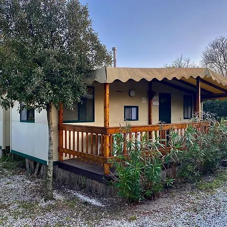 別荘 Viareggio-toskana-ferienhaus-zona-rosa-27-mit-klimaanlage-und-wlan ヴィアレッジョ